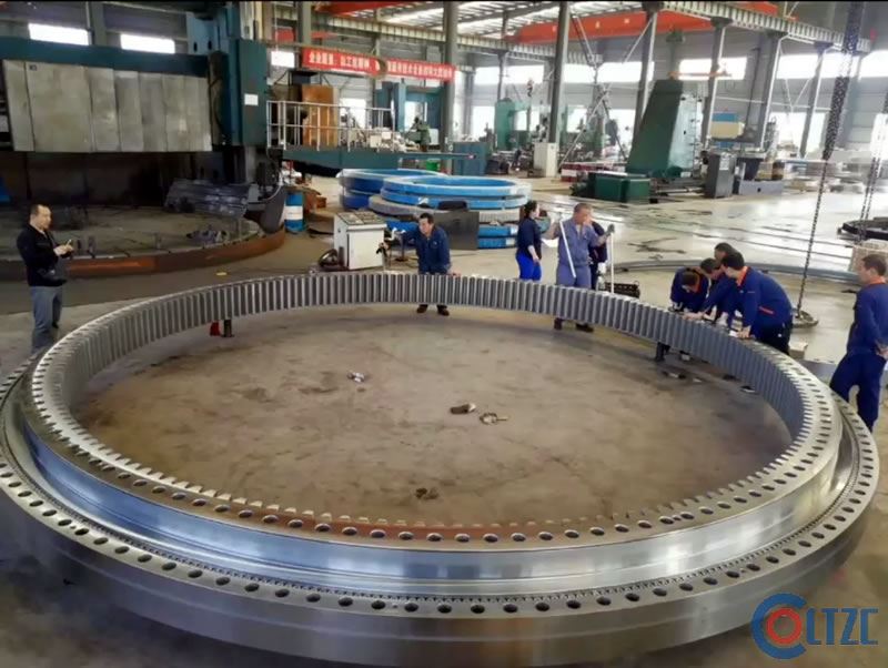 洛阳特大型轴承创造历史的50个瞬间